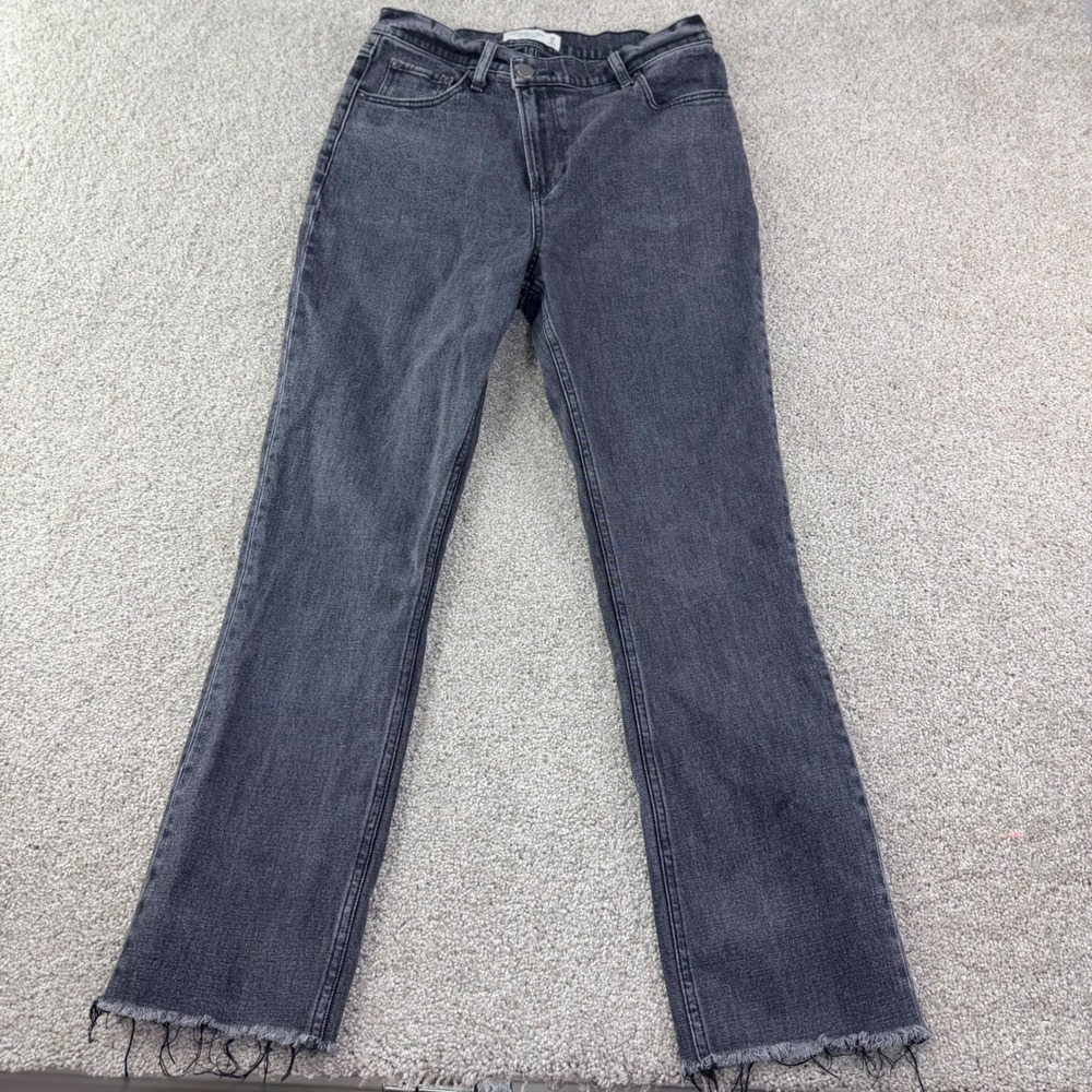 Abercrombie & Fitch 90s Straight‎ Jeans Ultra High Rise Size 28/6 Black Raw Hem